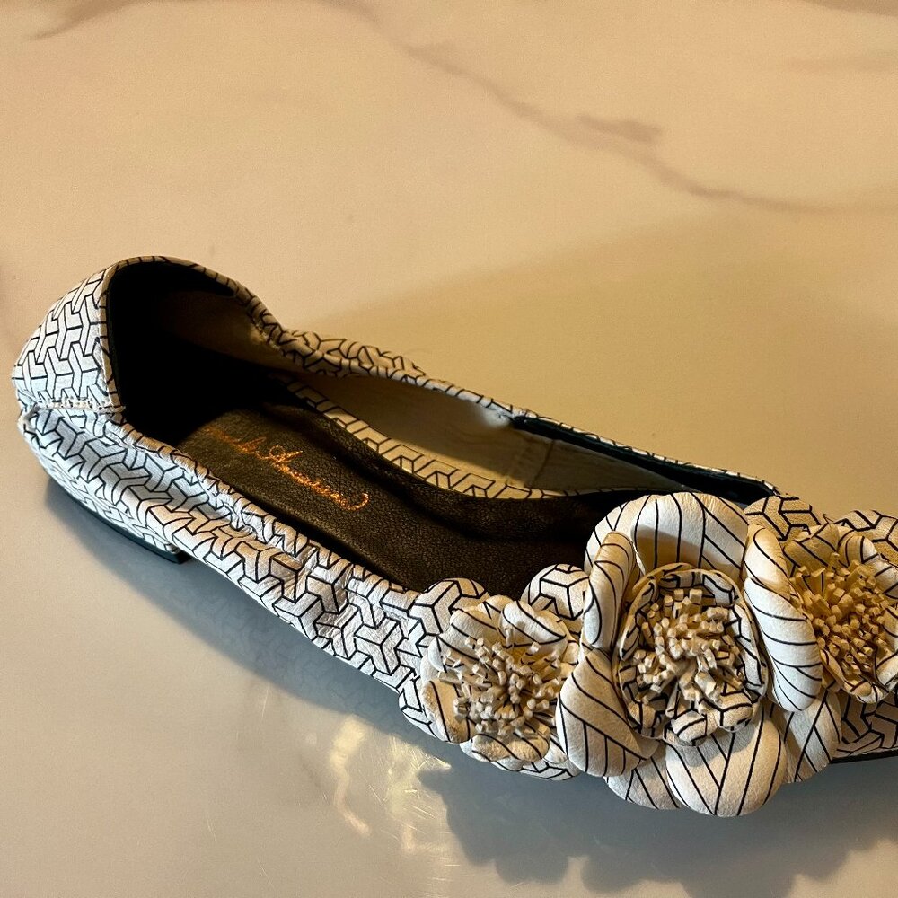 Daniele Ancarani Italian Leather Flats - Sz 38.5 - Picture 7 of 8